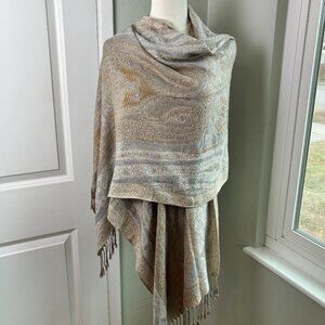 Metallic Paisley Shawl Wrap – Silver & Gold Thread Scarf